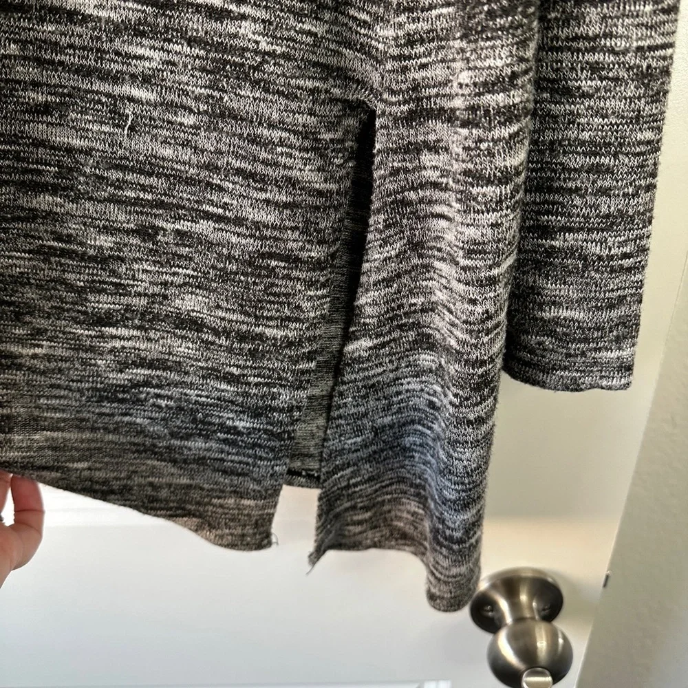 Max Studio Charcoal Knit Top Stylish Layering Piece Grey Long Sleeve - Picture 2 of 4